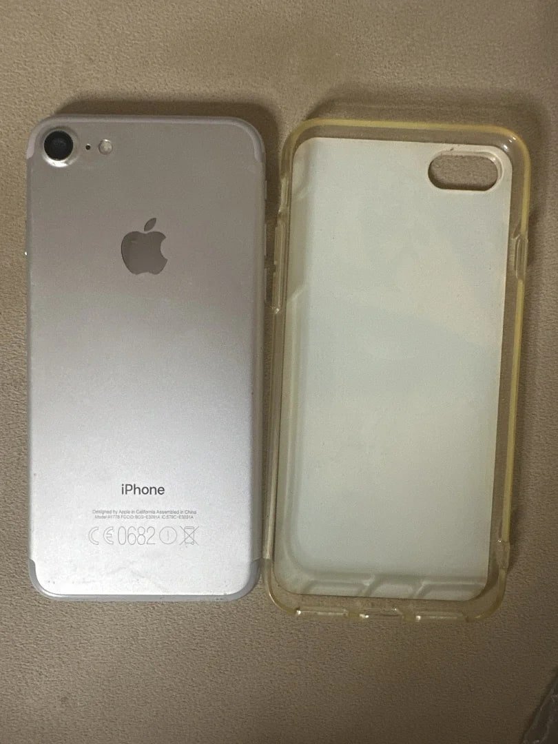 Разбитый iPhone 7