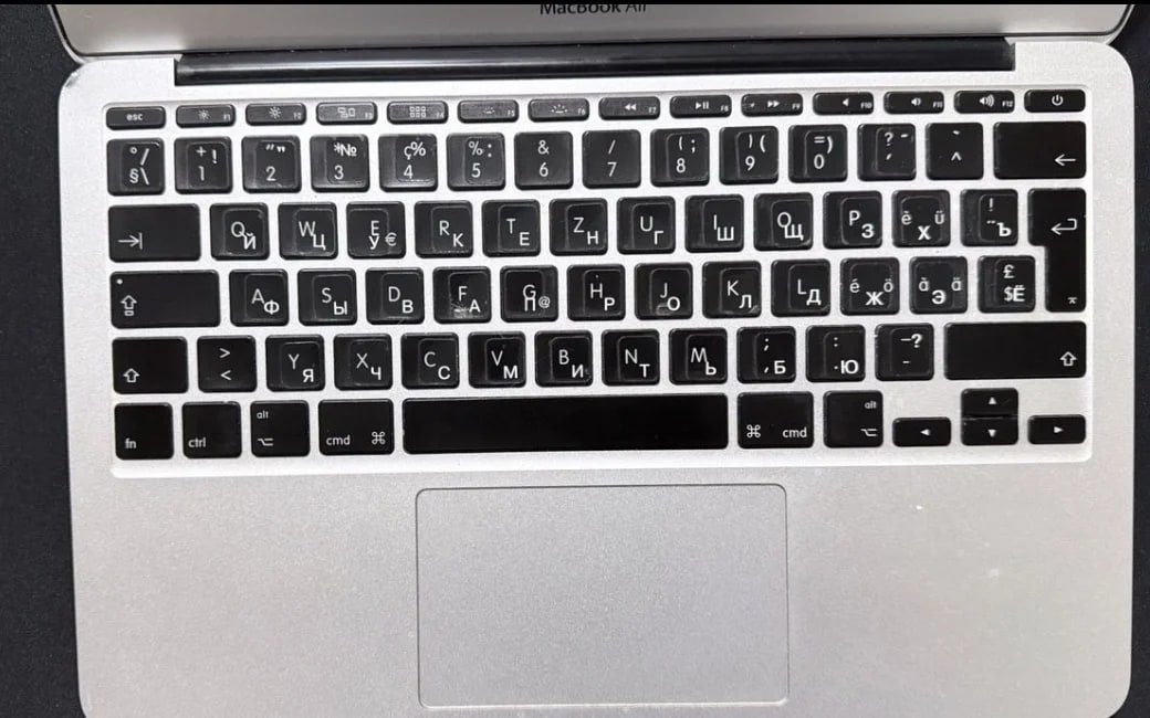 Macbook air 11 (2012)