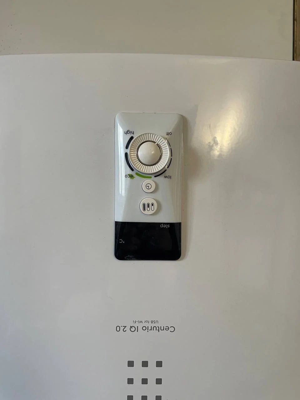 Водонагреватель Electrolux EWH 80 Centurio IQ 2.0