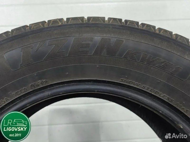 Kumho I'Zen KW31 235/65 R17 108R