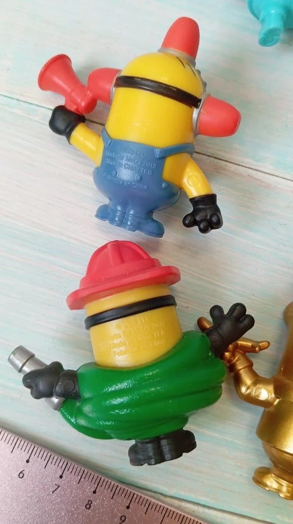Игрушки миньоны из McDonalds