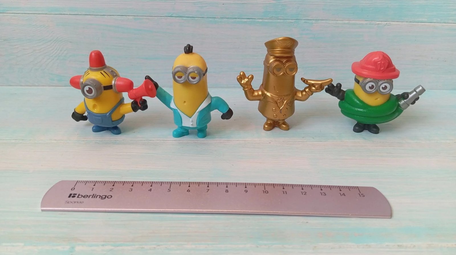 Игрушки миньоны из McDonalds
