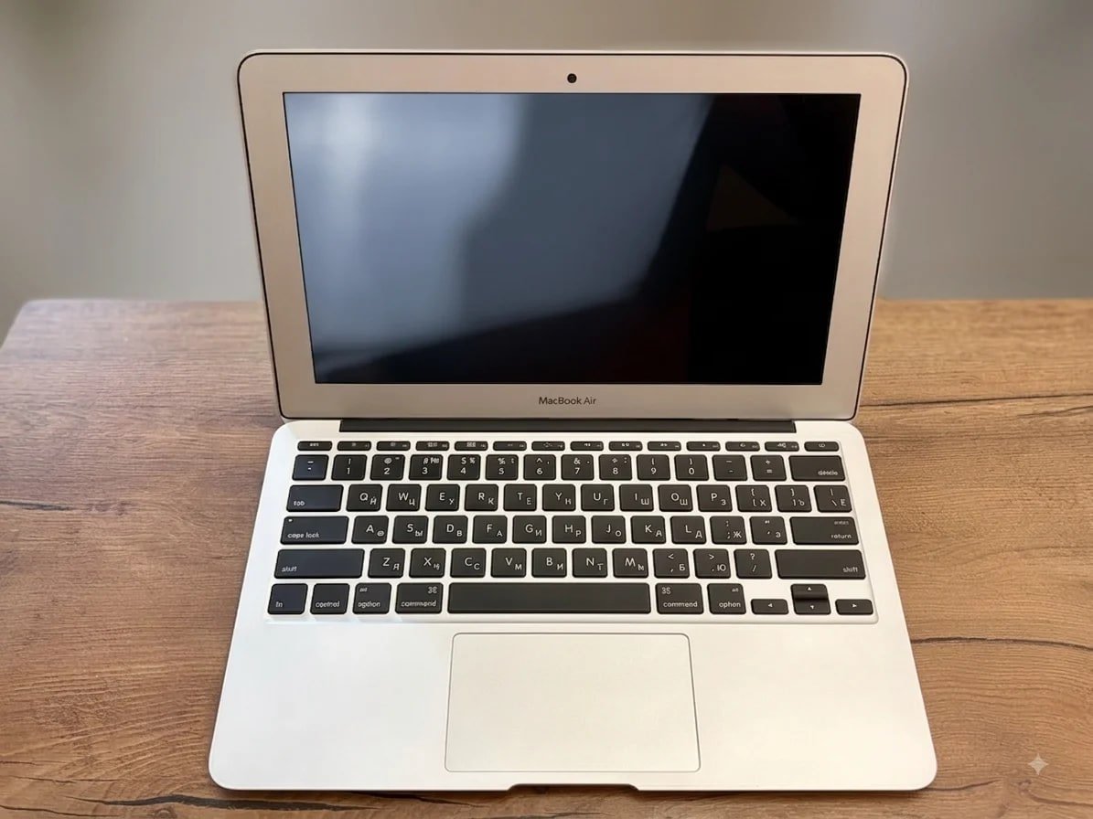 MacBook Air 11 2013 i7 8GB SSD 120GB A1465