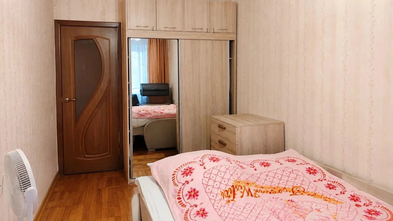 Продам квартиру в Черемушках