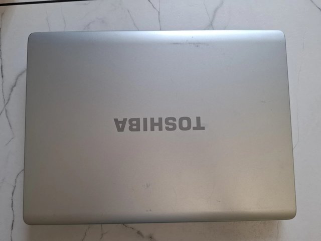 Ноутбук Toshiba