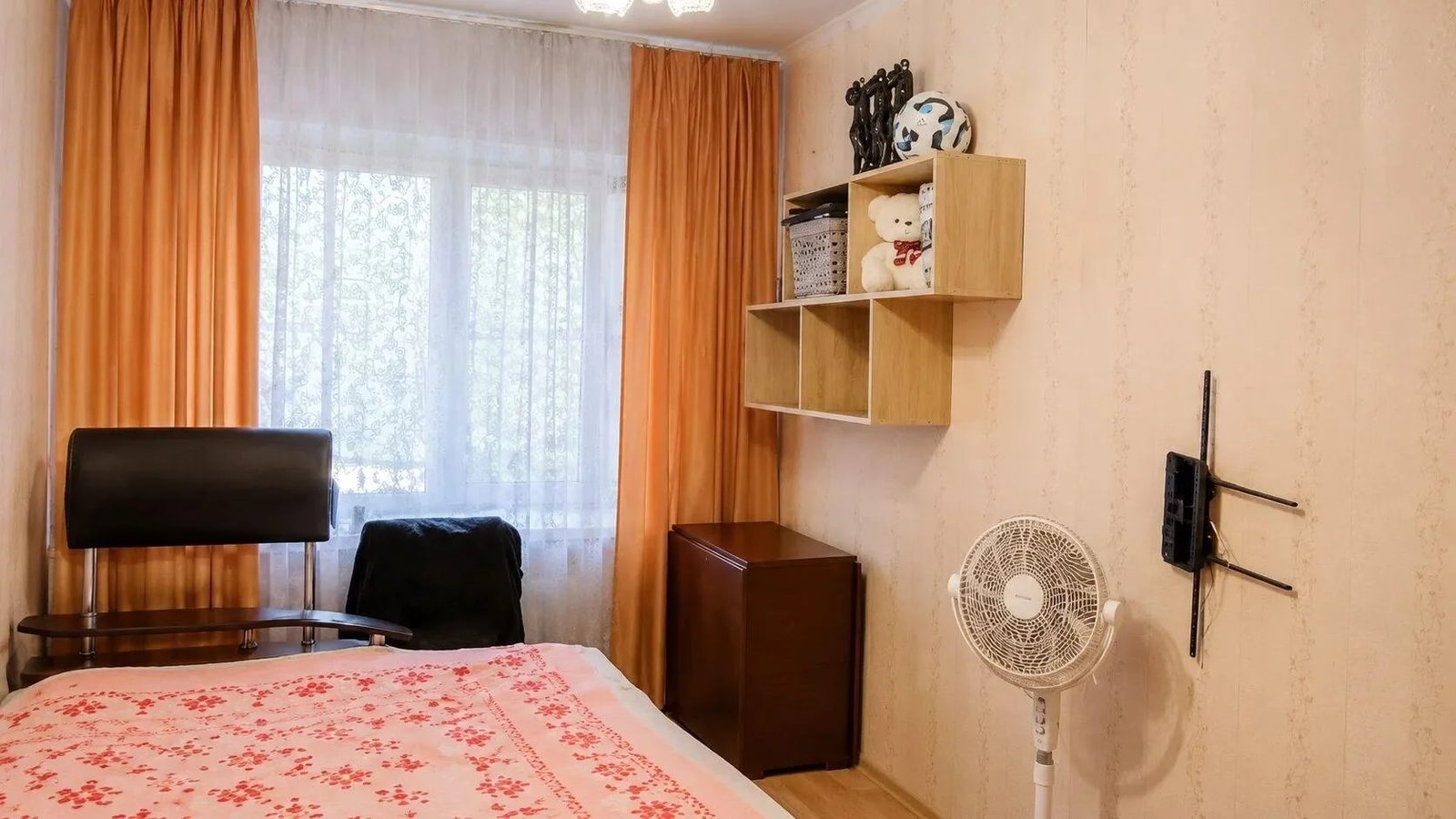 Продам квартиру в Черемушках
