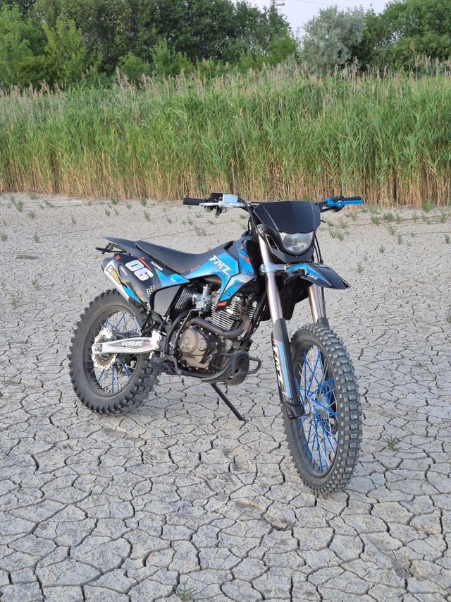 мотоцикл xinguizun FMZ 06 250CC