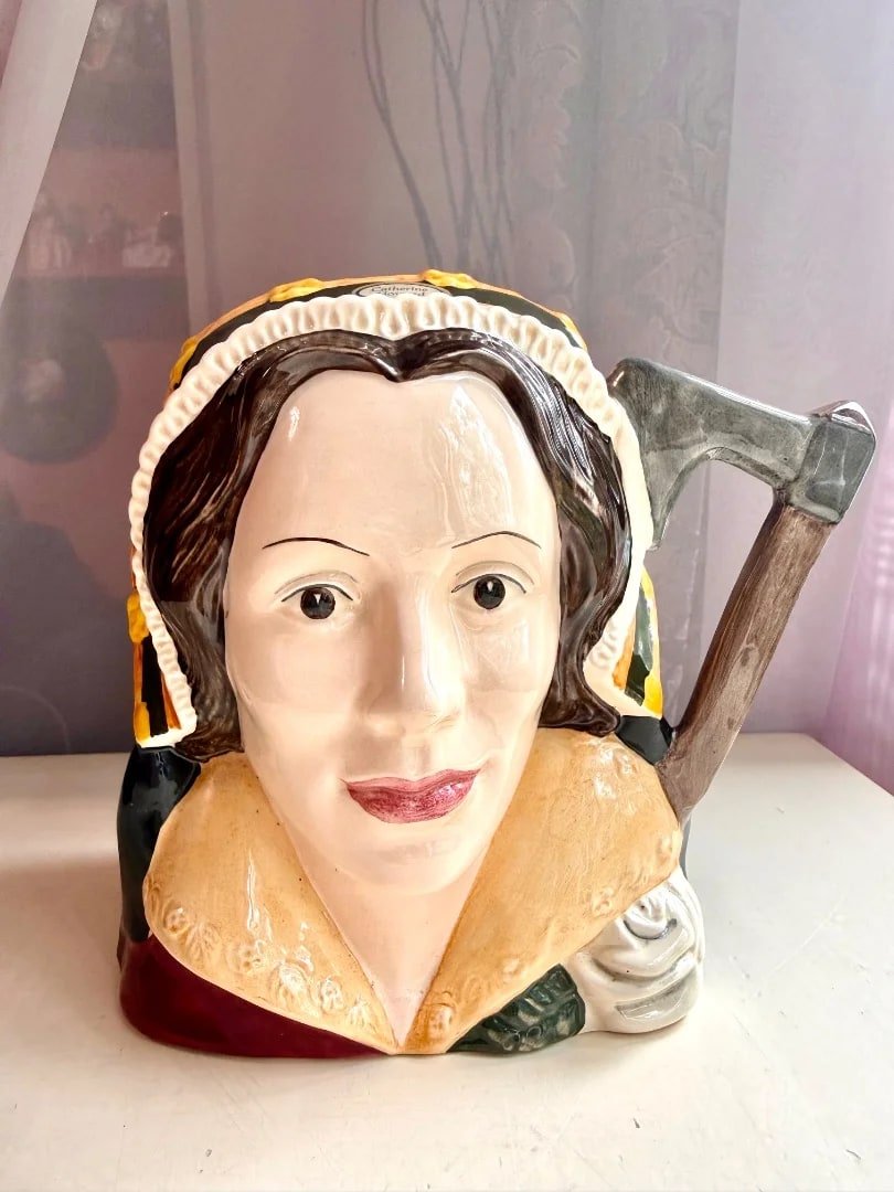 Royal Doulton. Toby. Набор кружек