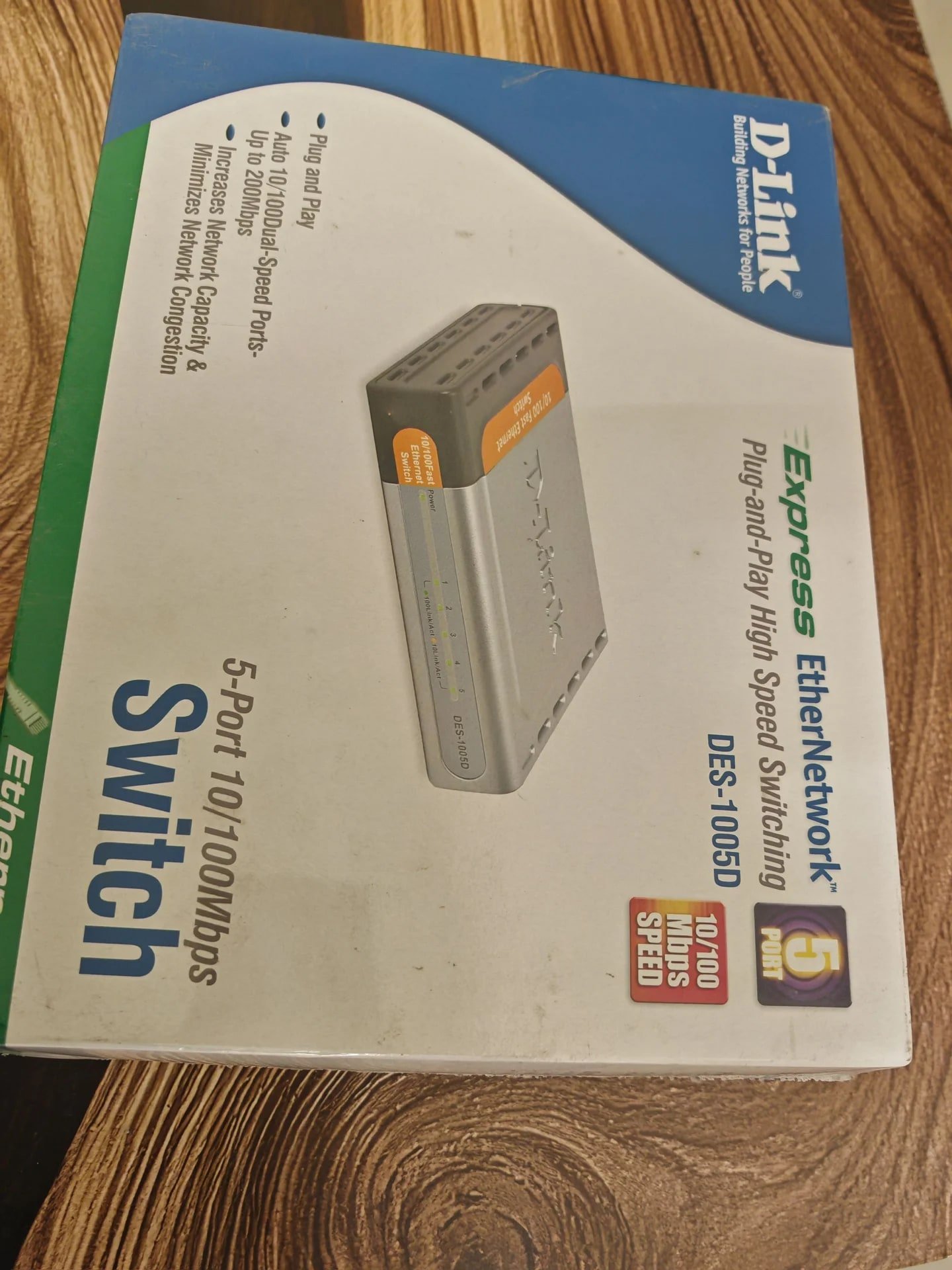 Switch D-Link Des -1005 d новый