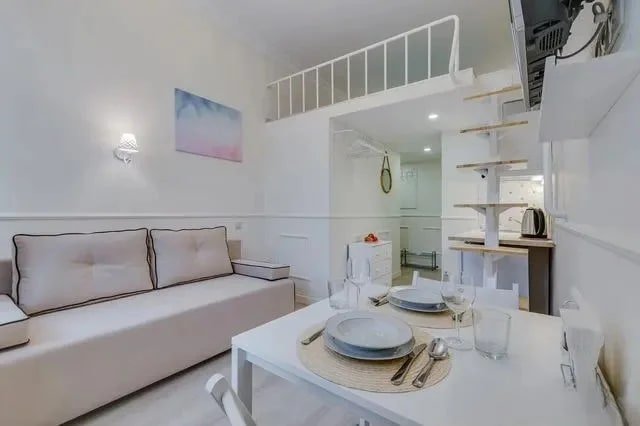 Апарт-отель 9 студий, 130 м²